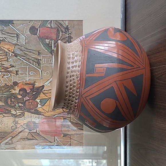 VINTAGE NORA SILVEIRA MEXICAN POTTERY VASE - Picture 1 of 5